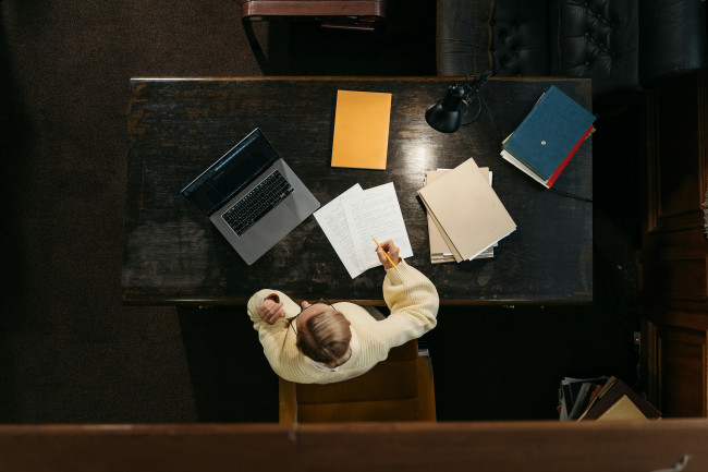 stock desk 